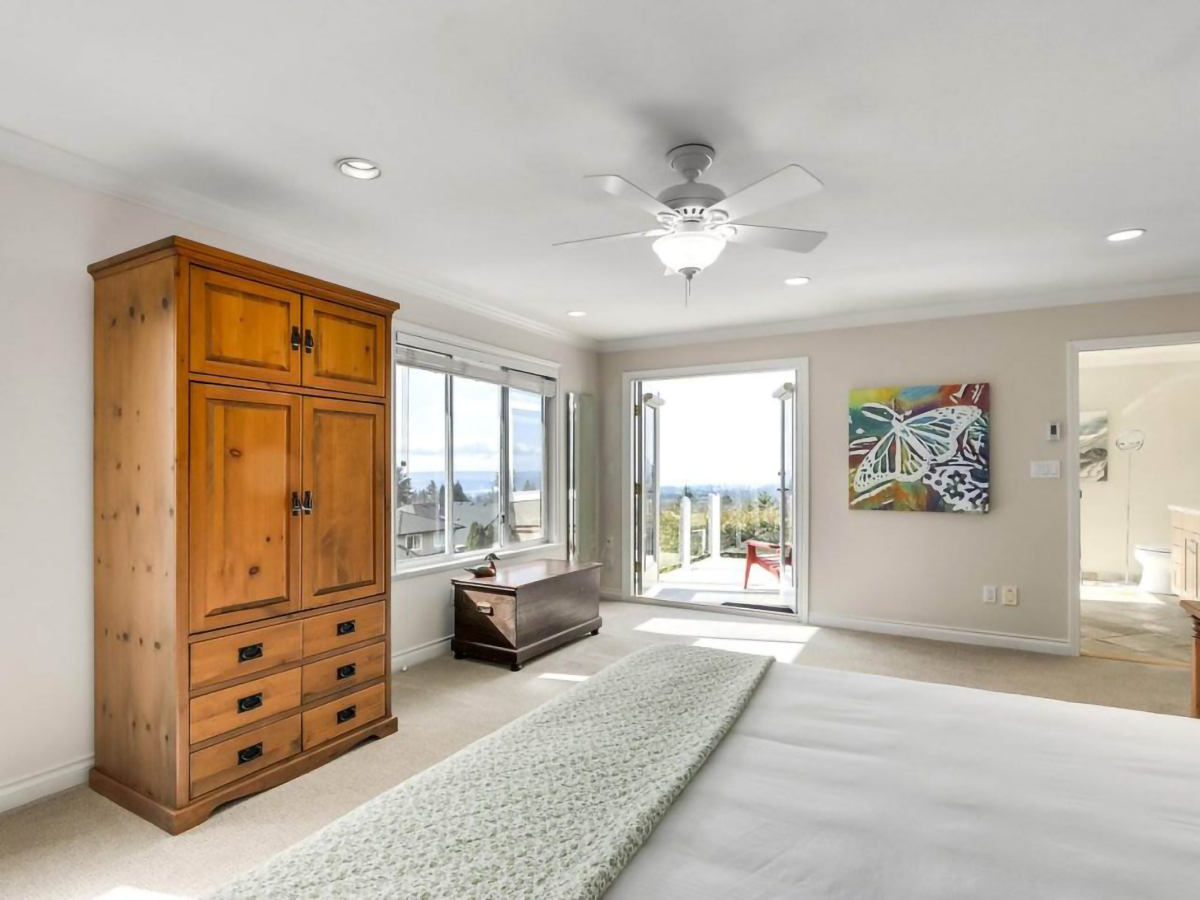 167 W St James Rd, North Vancouver 22