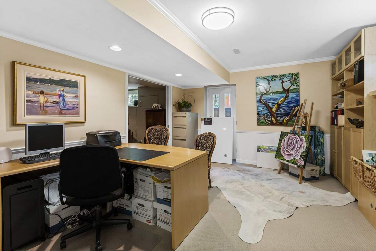 5533 Cliffridge Place, North Vancouver 25