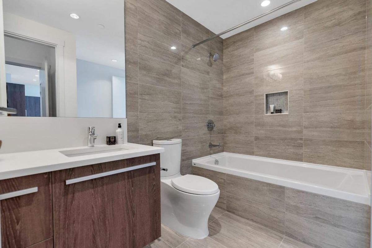 #702 - 2780 VALLEY CENTRE AVENUE 20