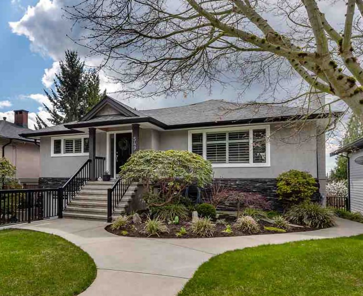 549 W 22nd STREET, NORTH VANCOUVER 23