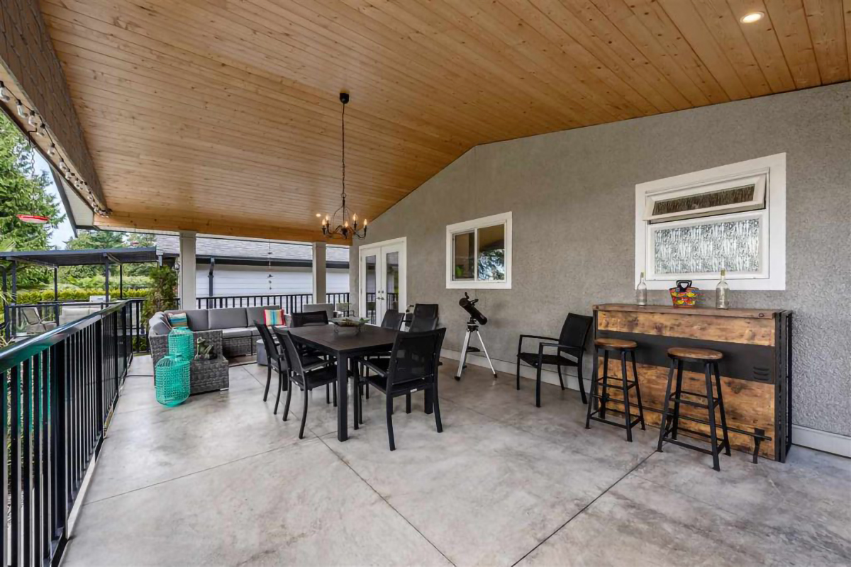 549 W 22nd STREET, NORTH VANCOUVER 12