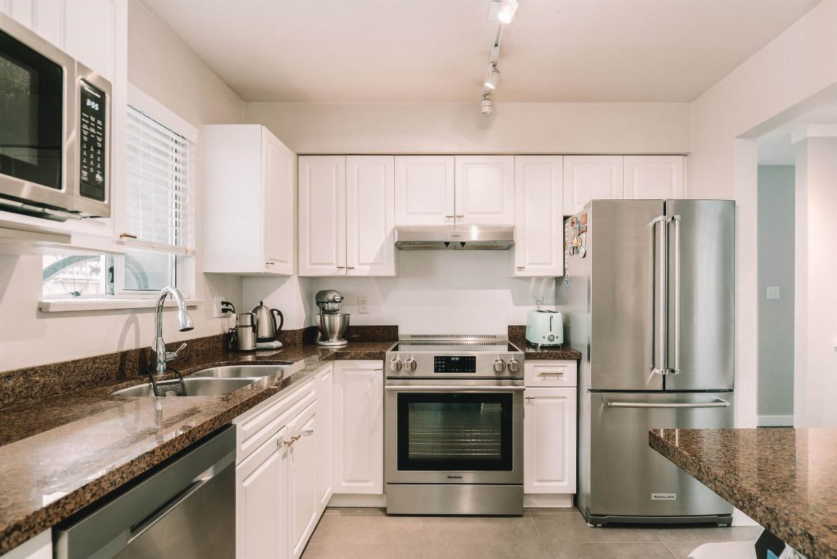 37-900 W 17TH STREET, NORTH VANCOUVER 10