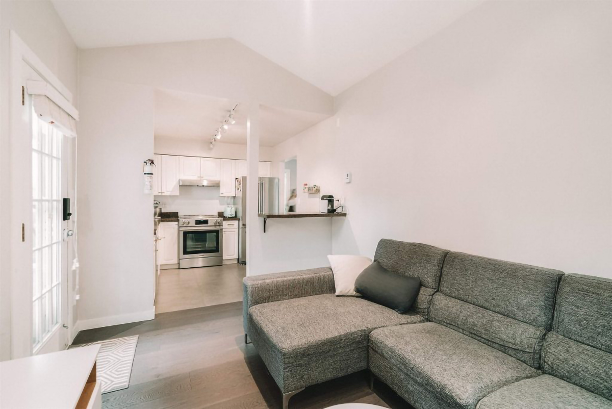 37-900 W 17TH STREET, NORTH VANCOUVER 13