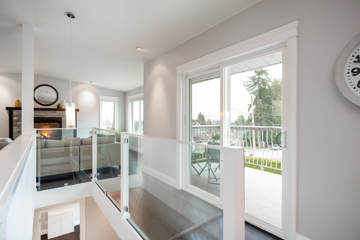 2616 Jones Ave, North Vancouver 23