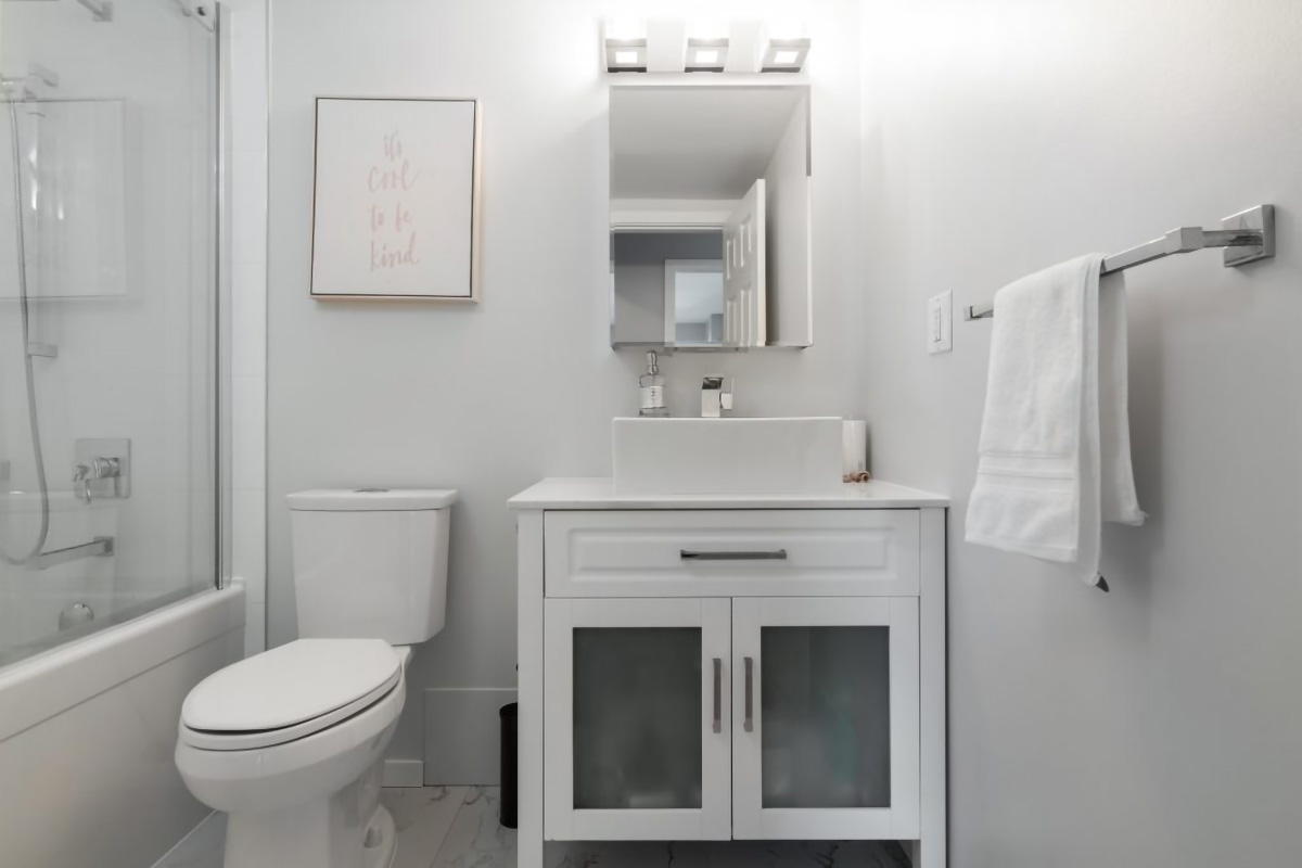 #1003 - 150 E 15th St, North Vancouver 26
