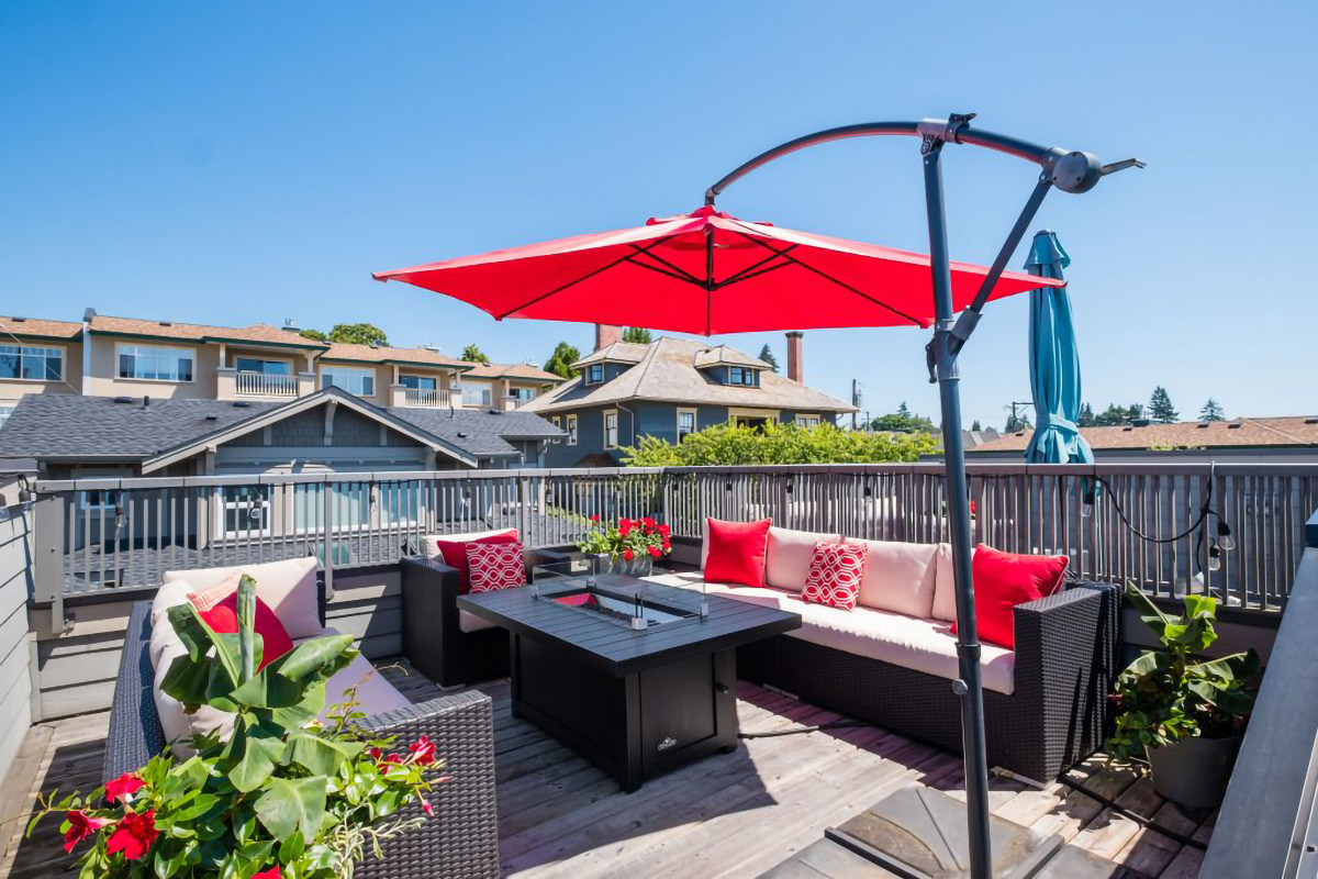 248 E 6th Street, North Vancouver 30