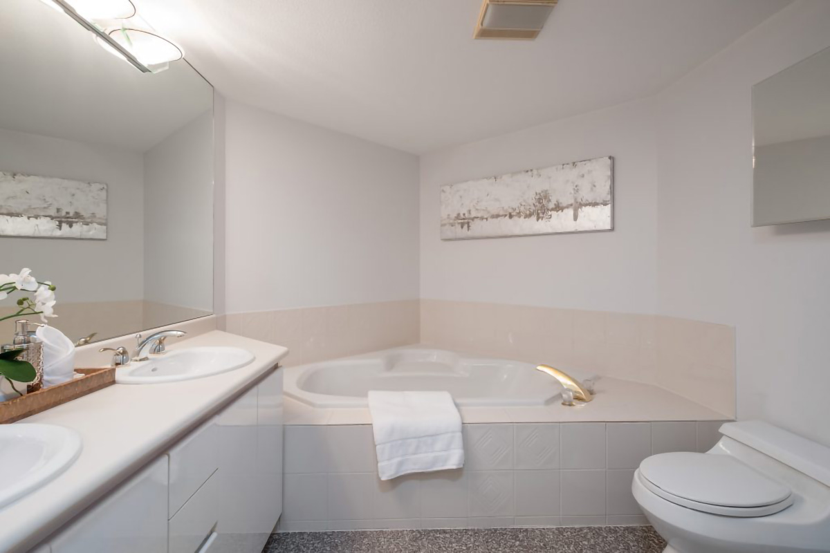 #203 - 3200 Capilano Crescent, North Vancouver 29