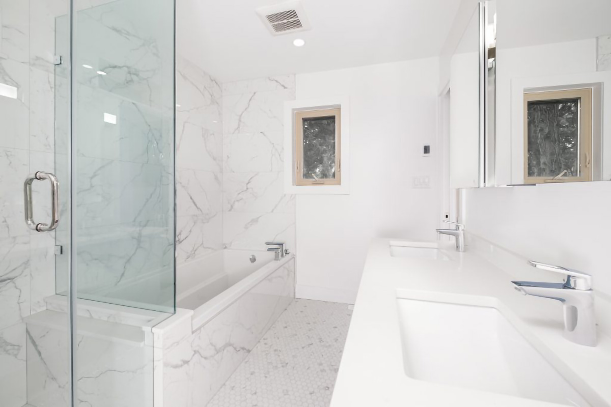 2545 Edgemont Blvd, North Vancouver 34