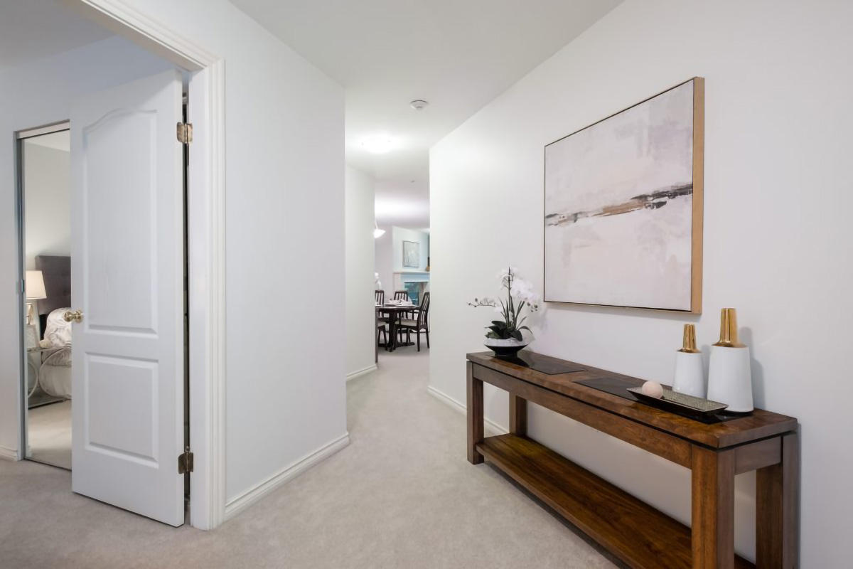 #203 - 3200 Capilano Crescent, North Vancouver 32