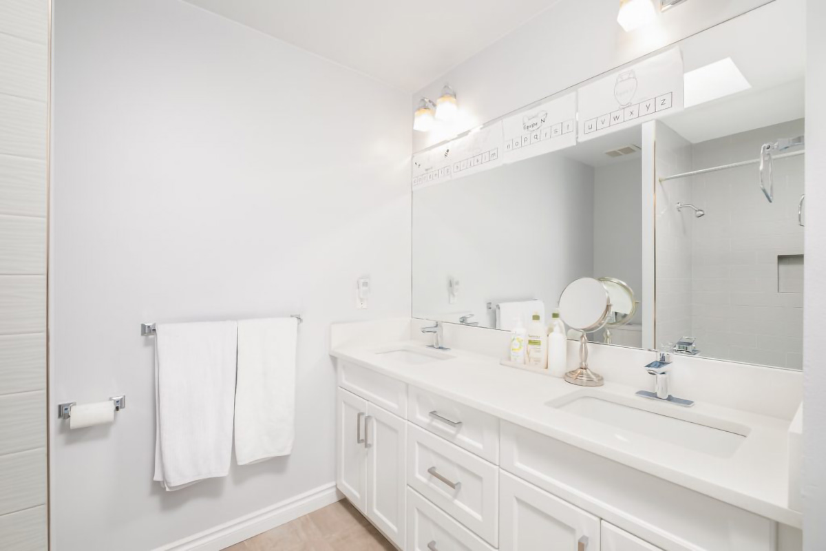 2545 Edgemont Blvd, North Vancouver 35