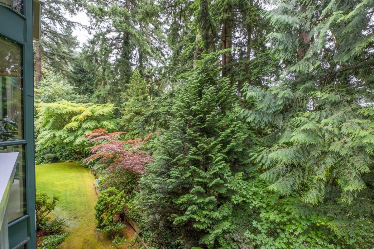 #203 - 3200 Capilano Crescent, North Vancouver 36