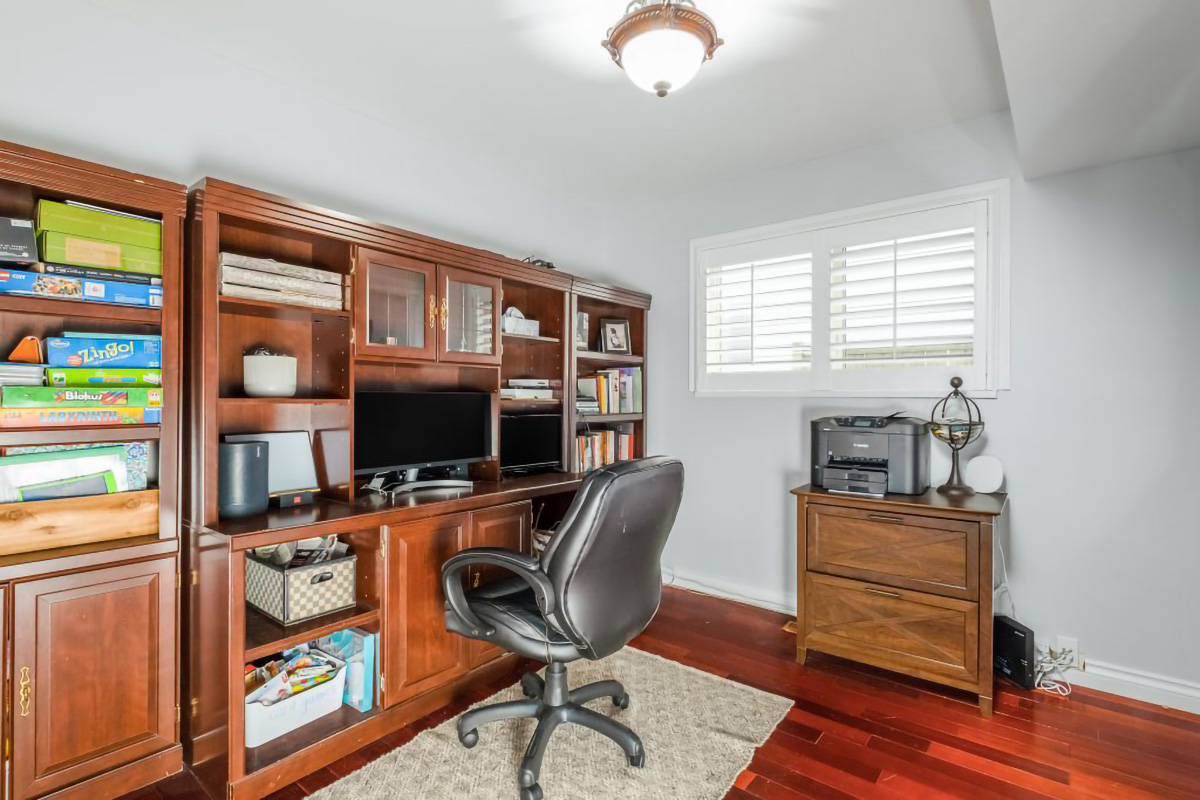 2545 Edgemont Blvd, North Vancouver 42