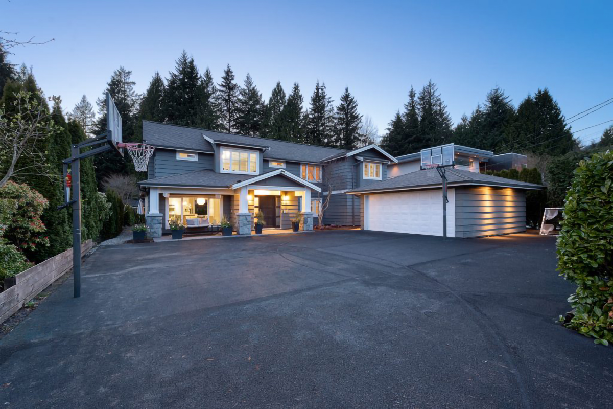 4227 Lions Ave, North Vancouver