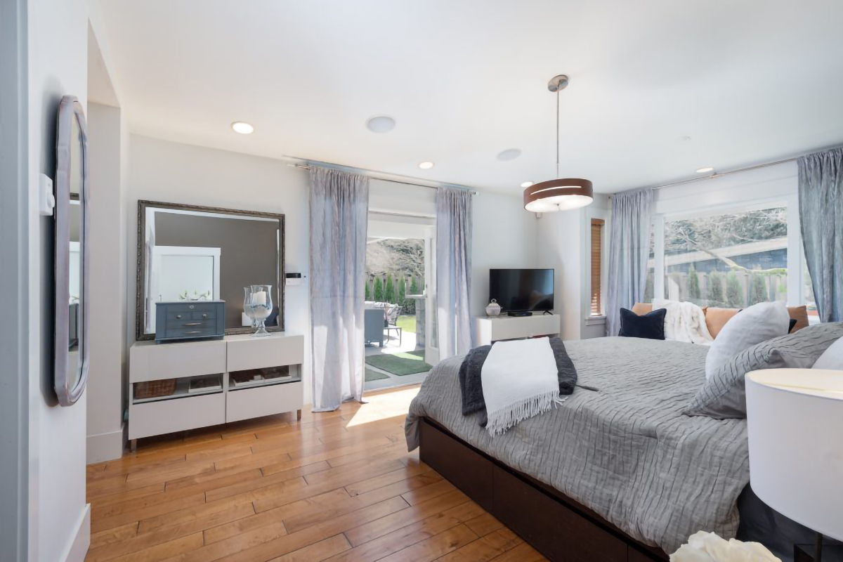 4227 Lions Ave, North Vancouver 25