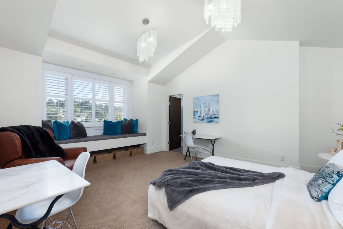 4227 Lions Ave, North Vancouver 38
