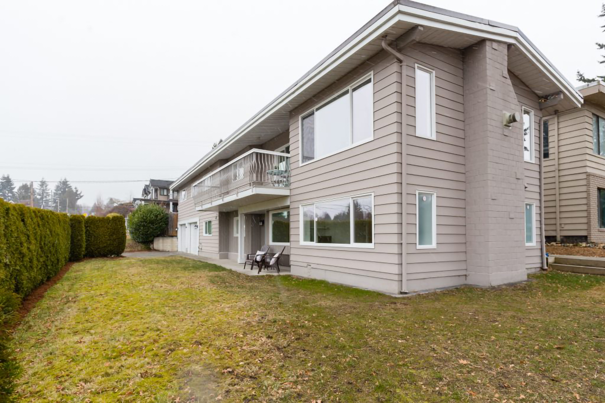 2616 Jones Ave, North Vancouver 40