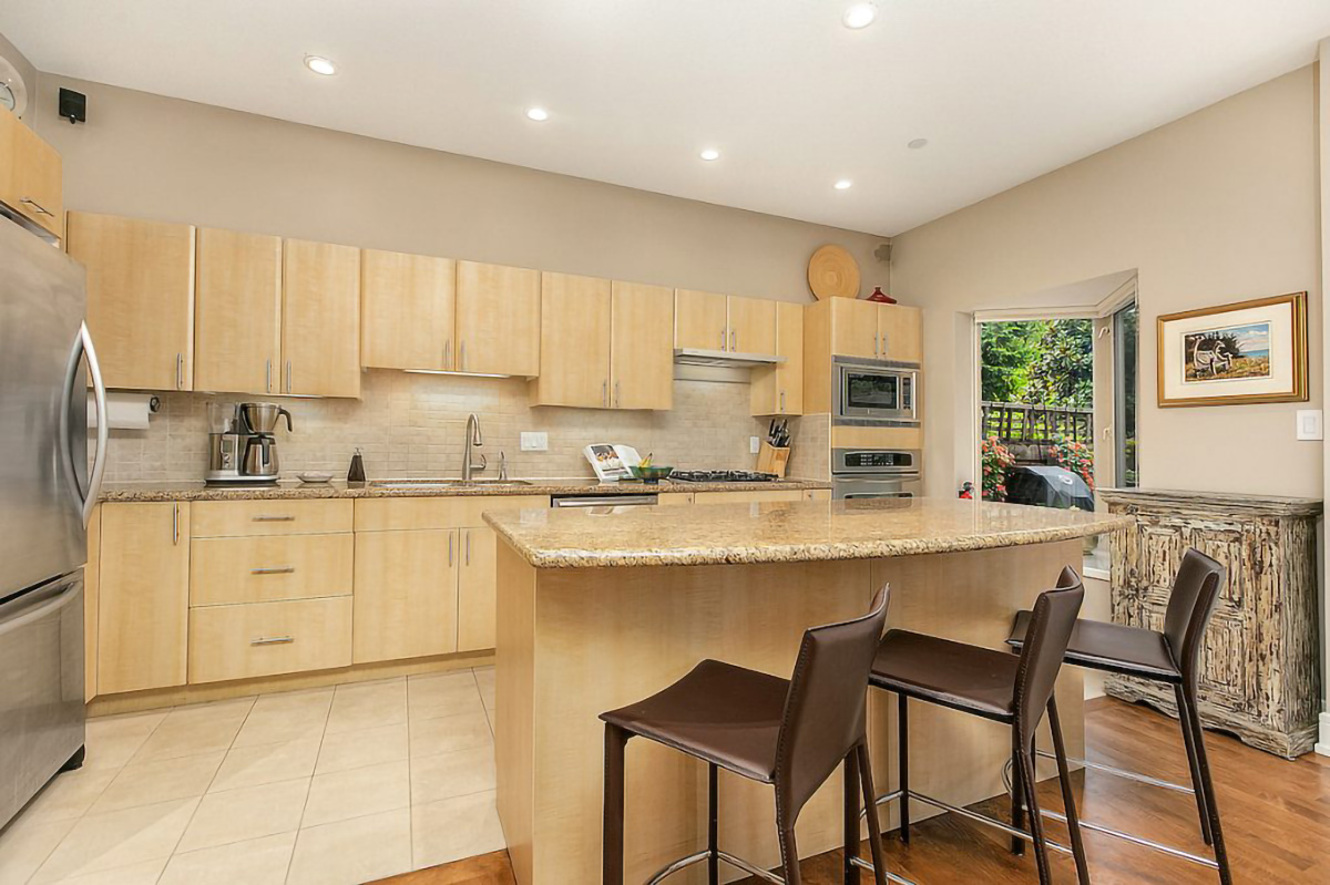 #9 - 3750 Edgemont Blvd, North Vancouver 10
