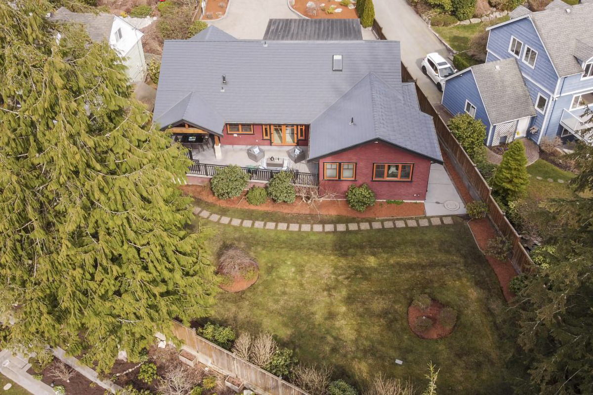 3083 Plymouth Drive, North Vancouver 18