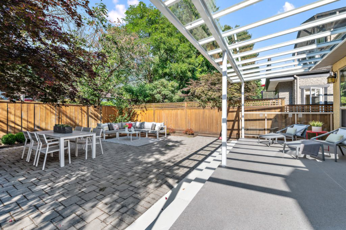1098 Canyon Boulevard, North Vancouver 39