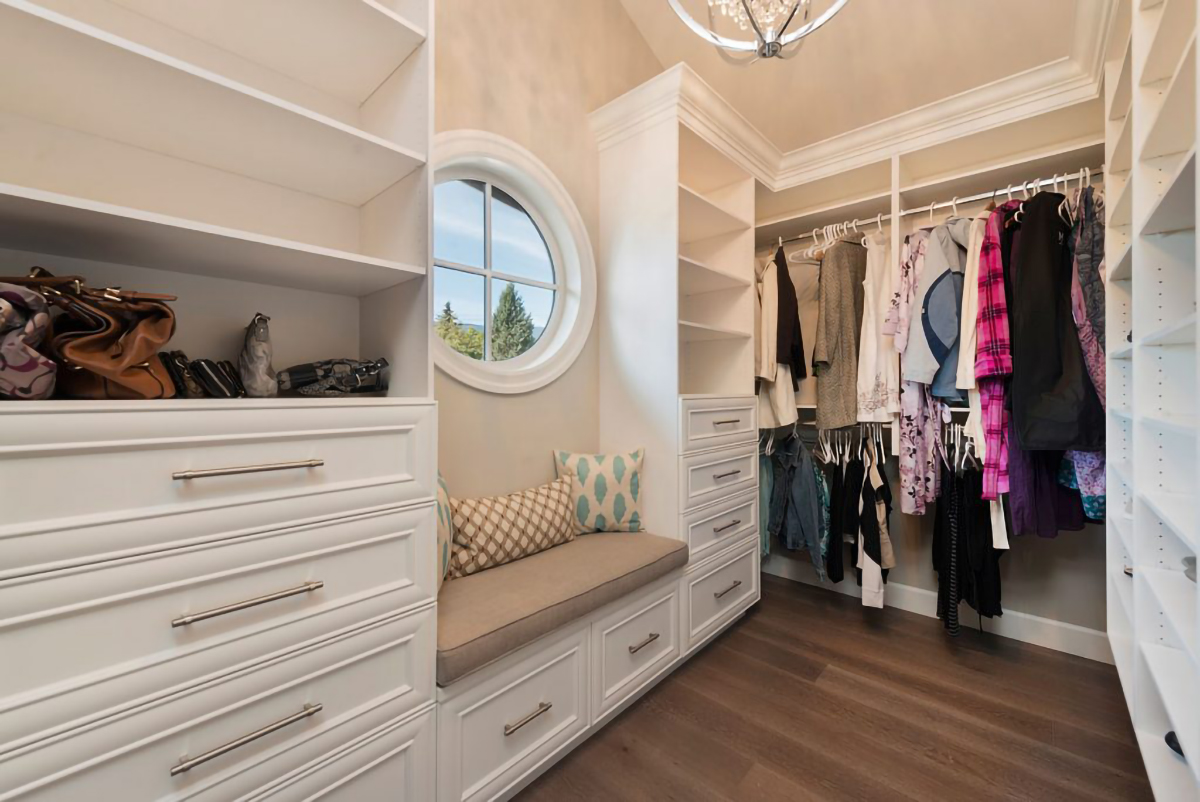 946 Clements Ave, North Vancouver 14