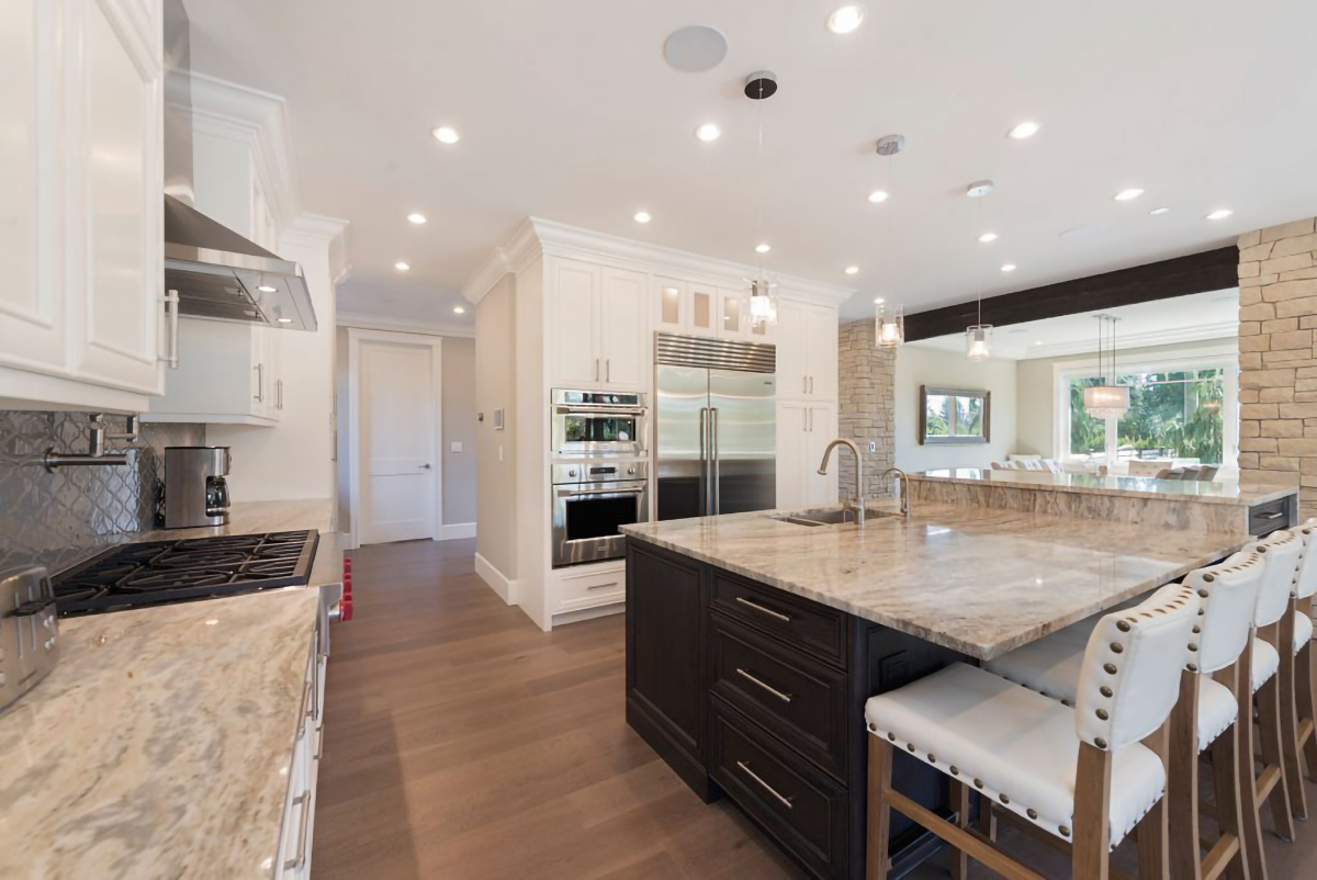 946 Clements Ave, North Vancouver 20