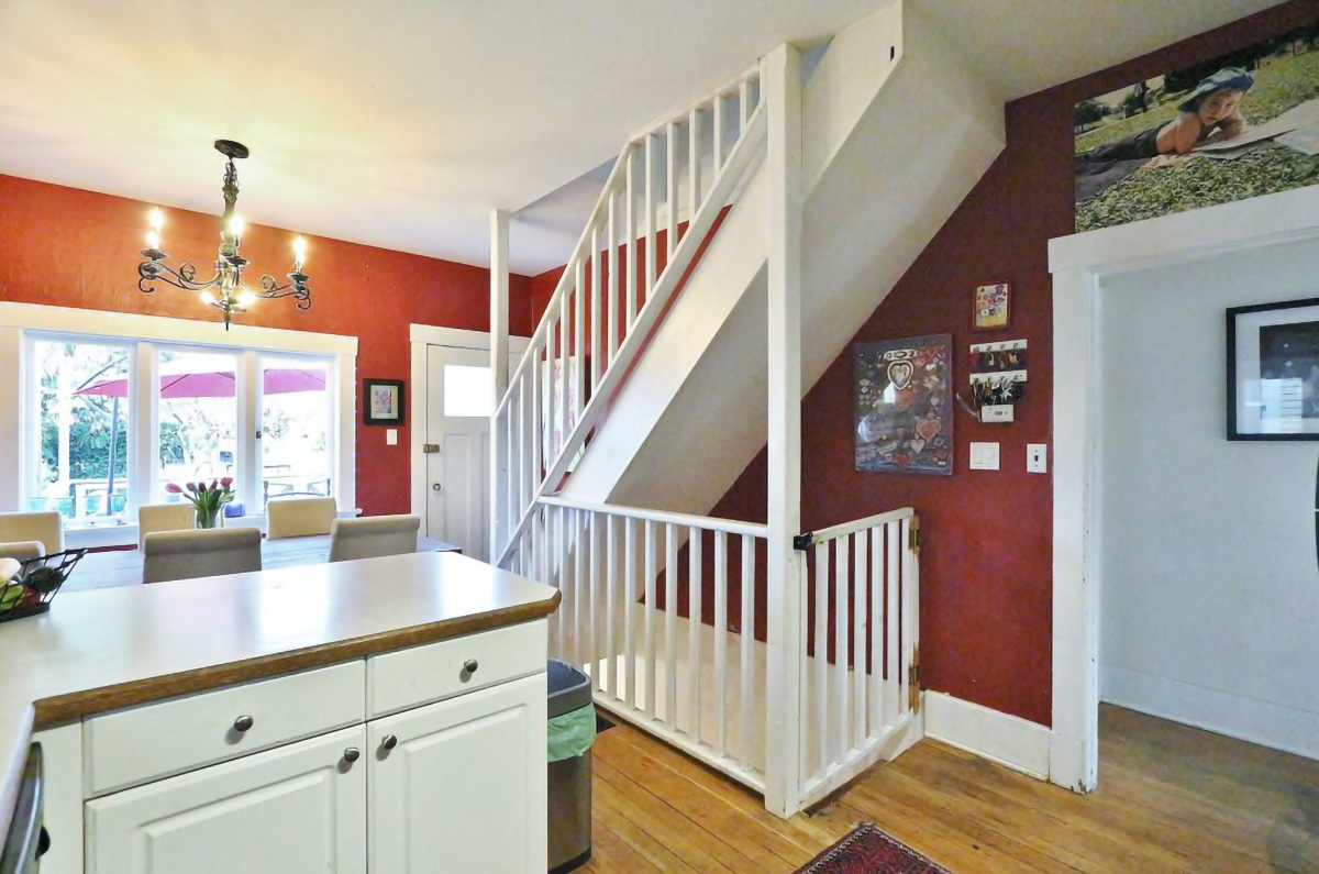416 - 418 E 16th St, North Vancouver 9