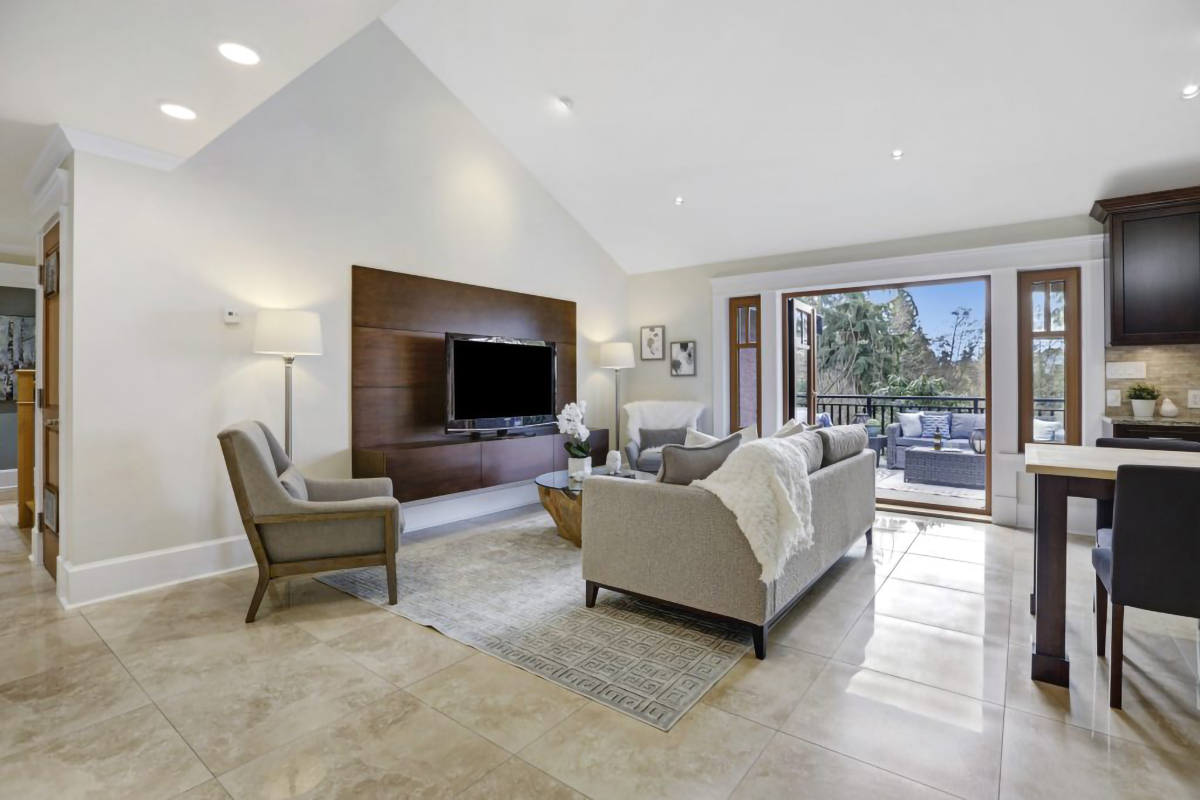 3083 Plymouth Drive, North Vancouver 42