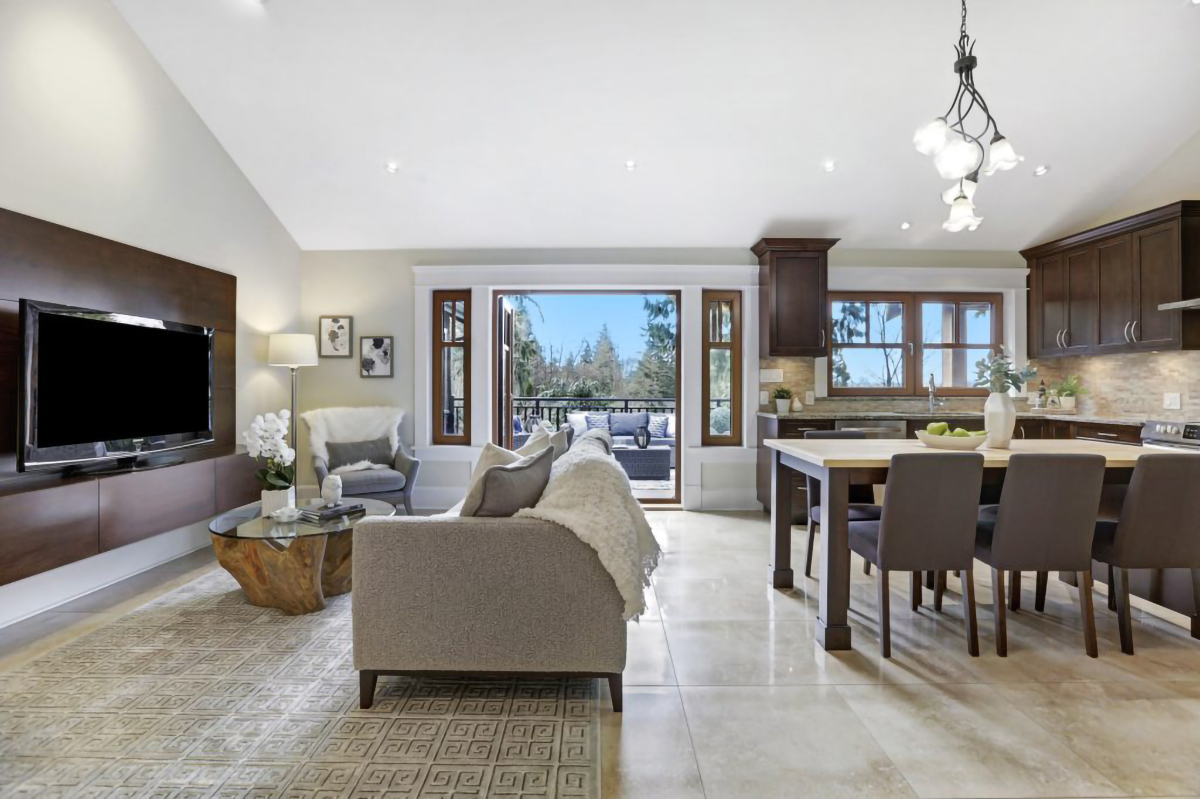 3083 Plymouth Drive, North Vancouver 43