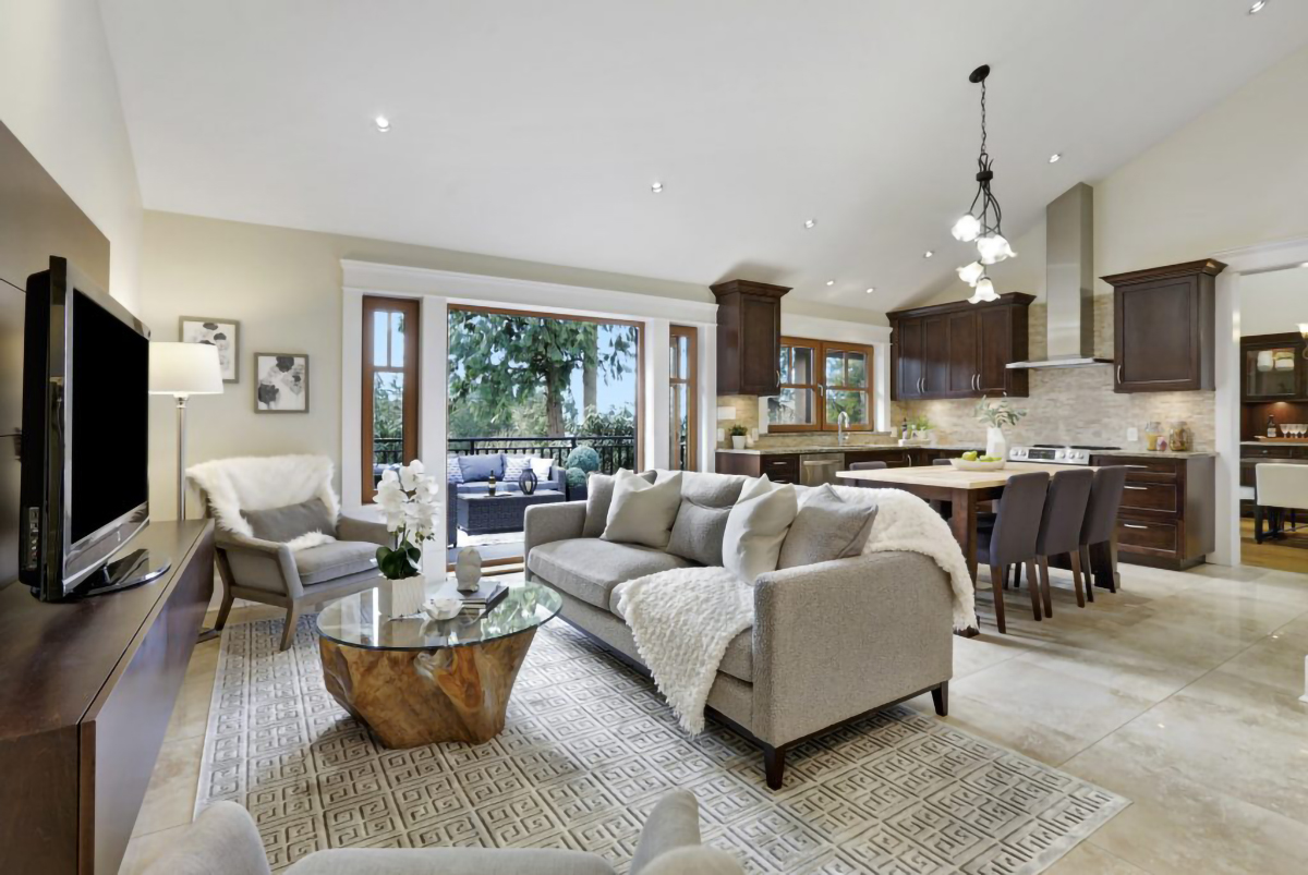 3083 Plymouth Drive, North Vancouver 44