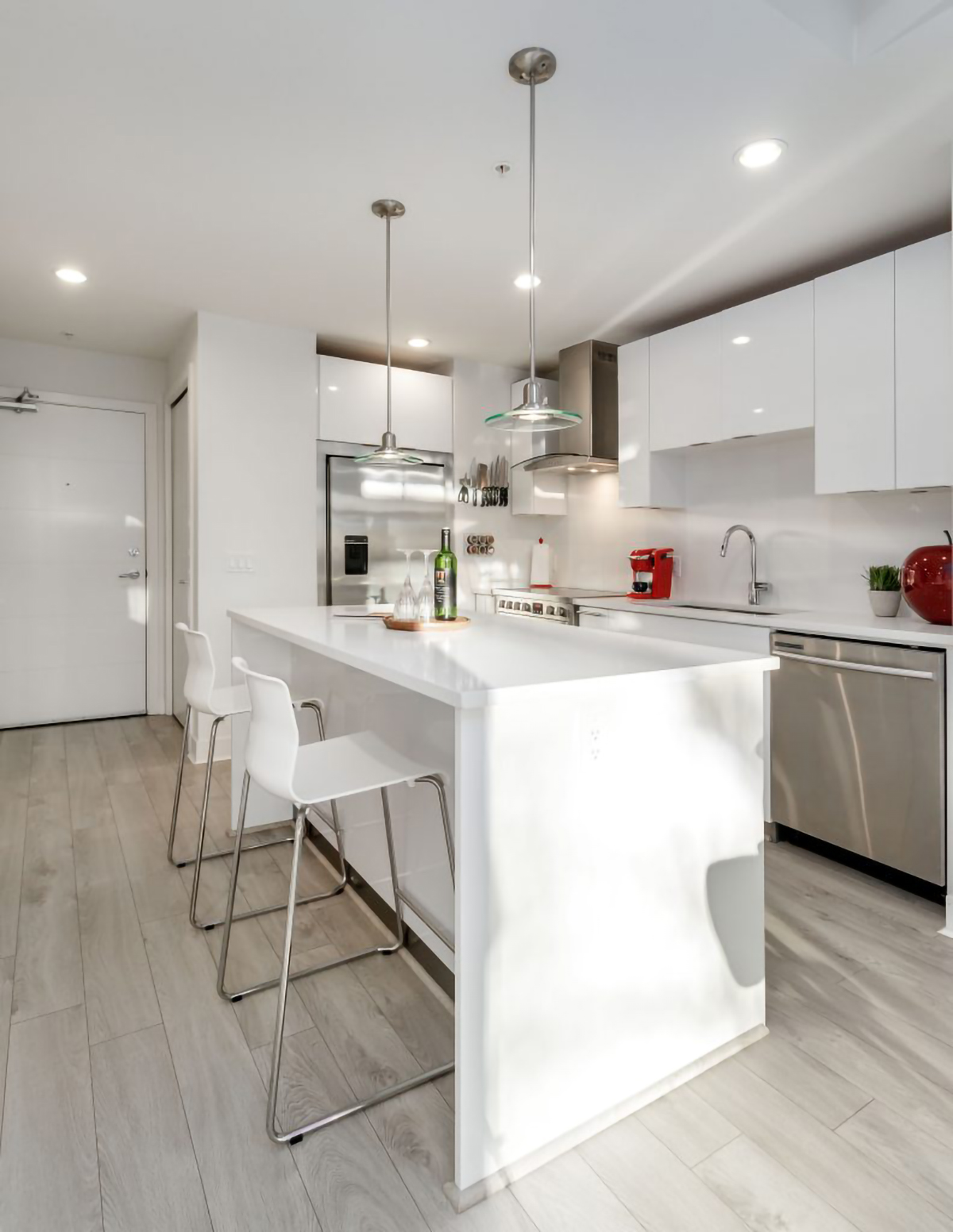 #606 - 733 W 3rd St, North Vancouver 7