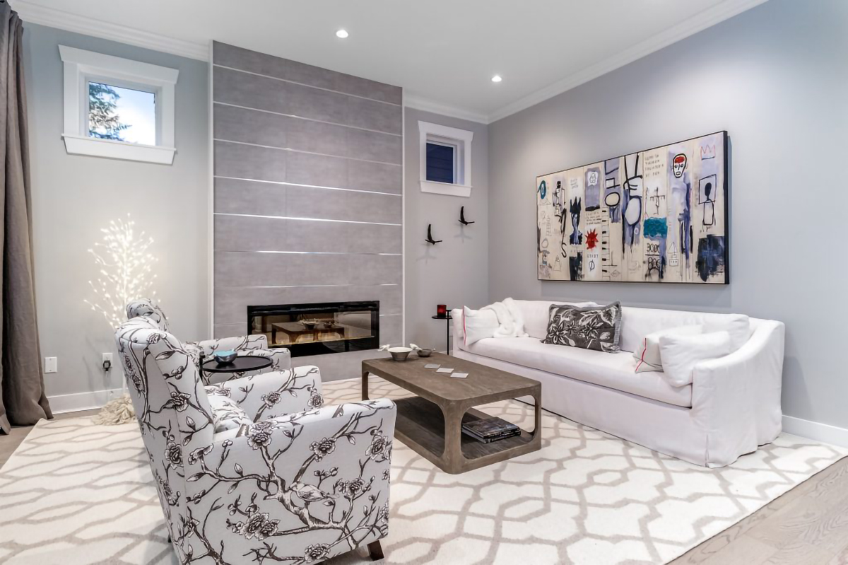 322 E 19th St, North Vancouver 11
