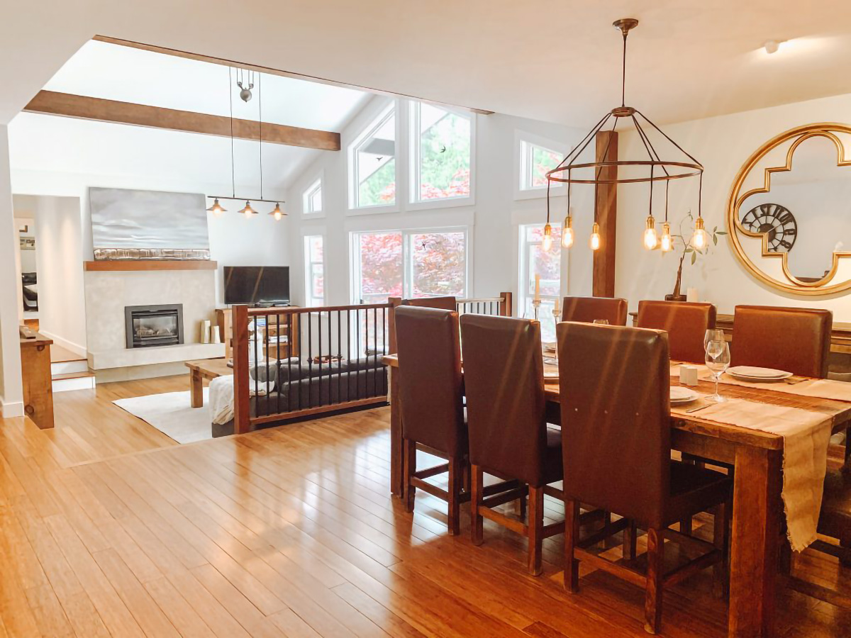 2092 Riverside Drive, North Vancouver 57
