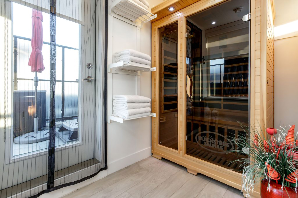 #606 - 733 W 3rd St, North Vancouver 23