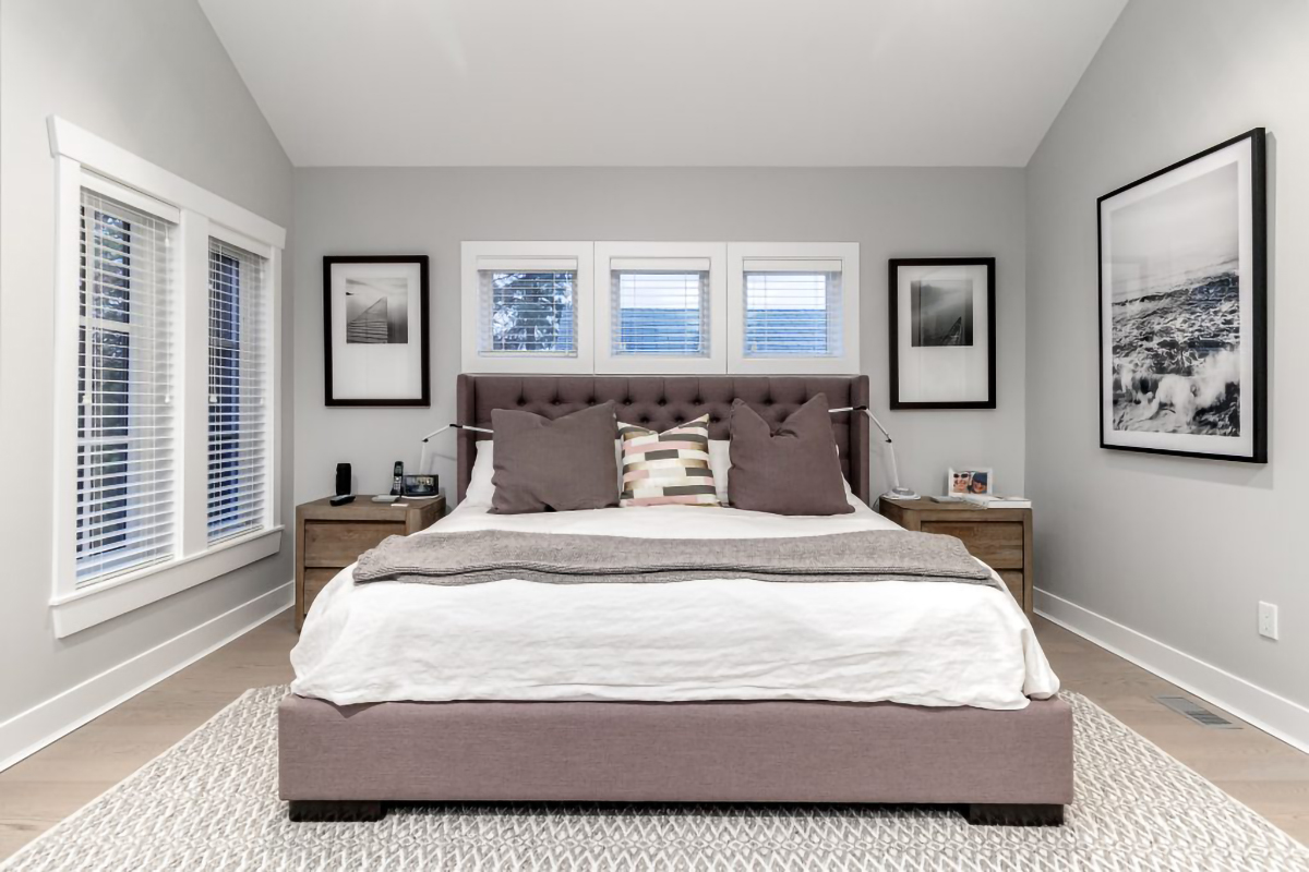 322 E 19th St, North Vancouver 42