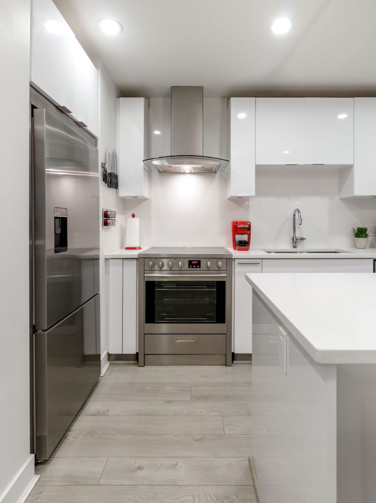 #606 - 733 W 3rd St, North Vancouver 52
