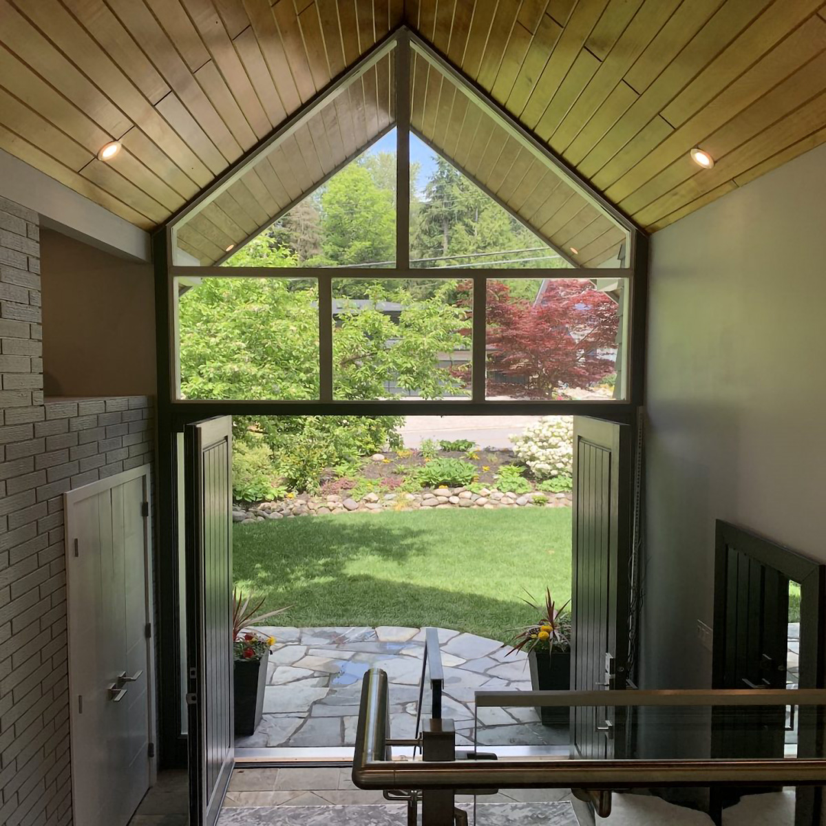 979 Prospect Ave, North Vancouver 54