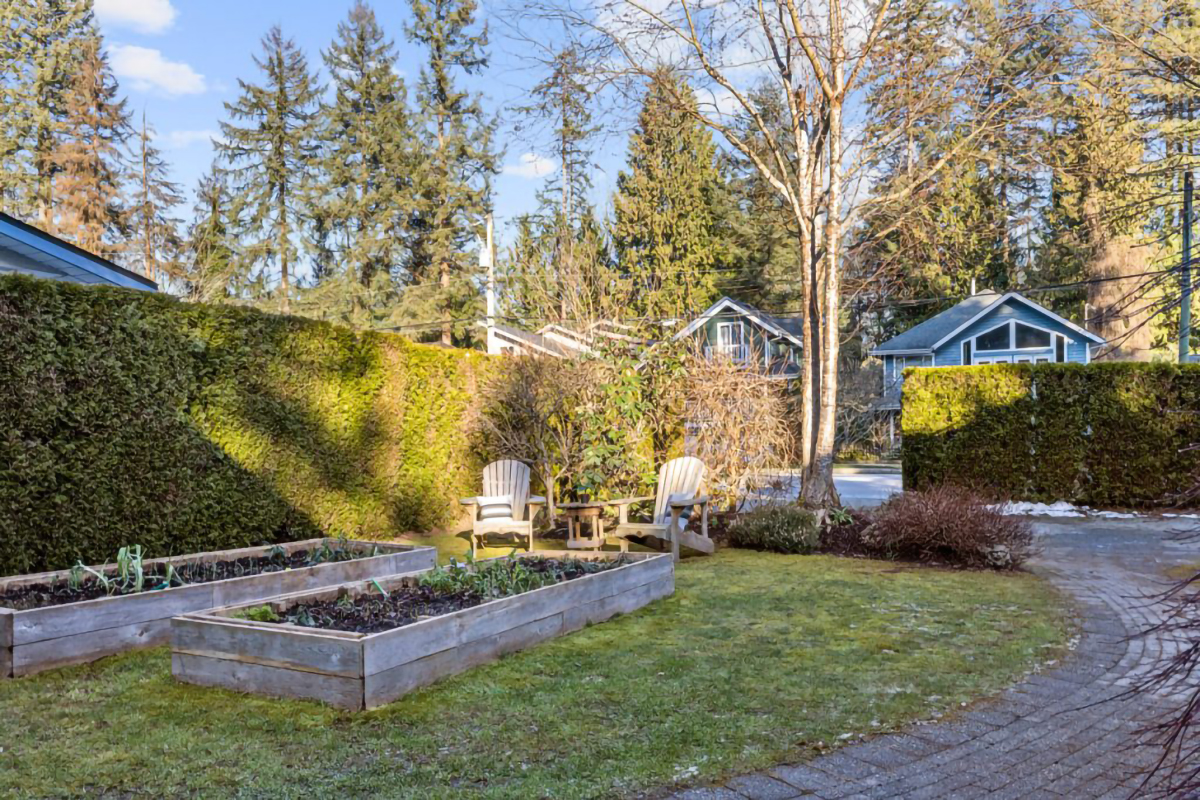 1949 Mackay Avenue, North Vancouver 8