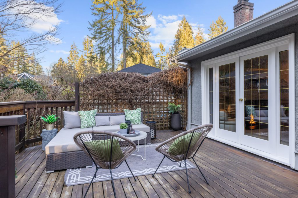 1949 Mackay Avenue, North Vancouver 11