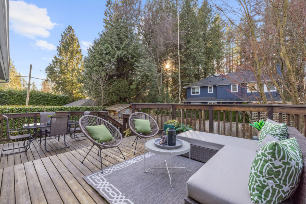 1949 Mackay Avenue, North Vancouver 13
