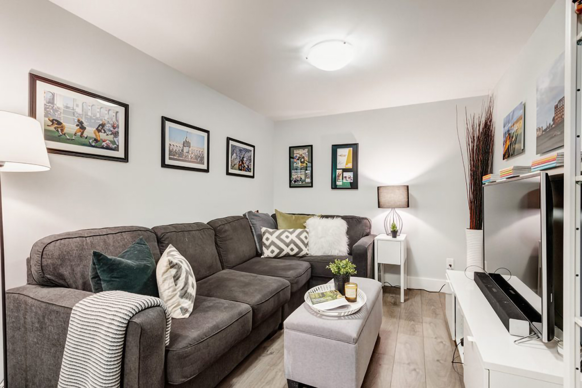 617 Mahon Ave, North Vancouver 24
