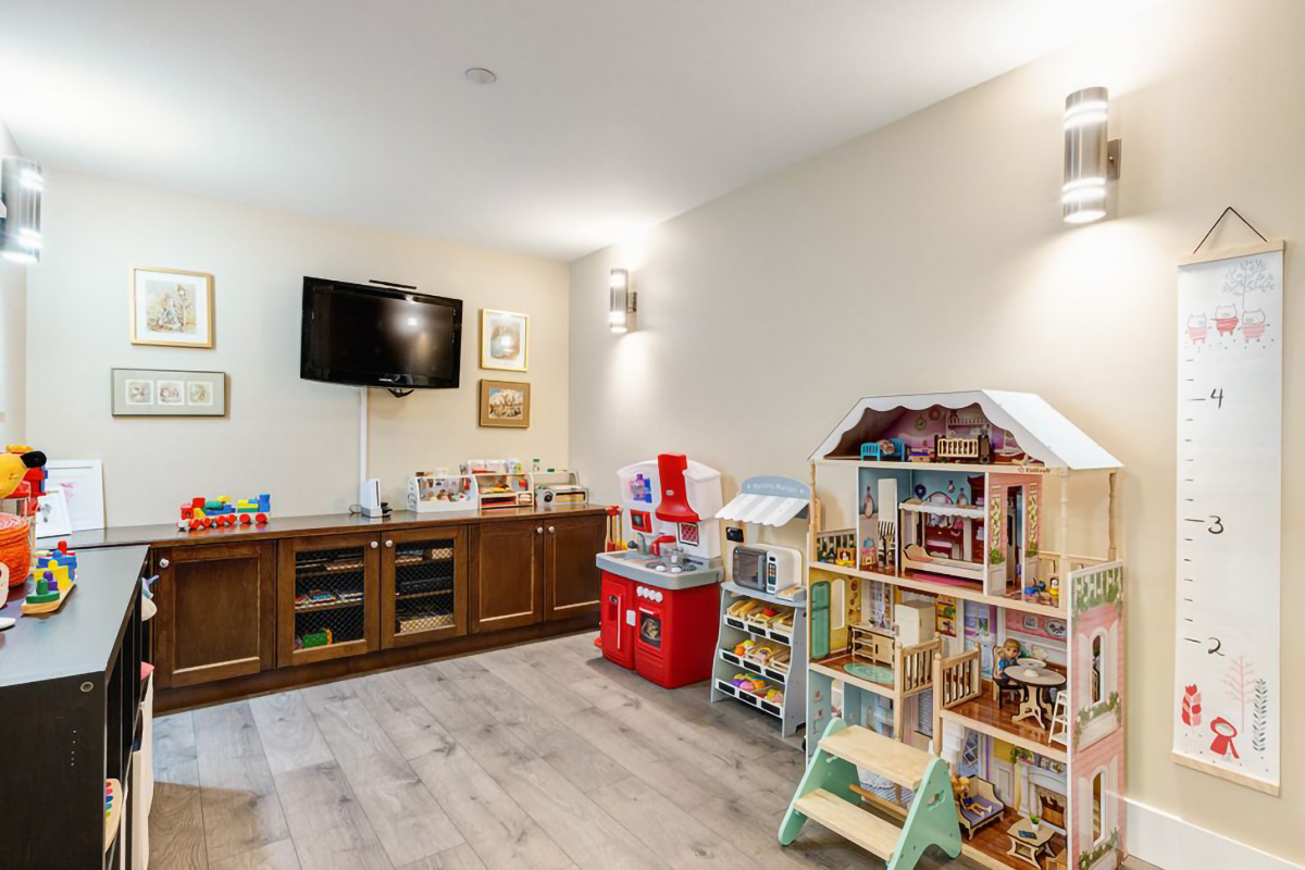 617 Mahon Ave, North Vancouver 26