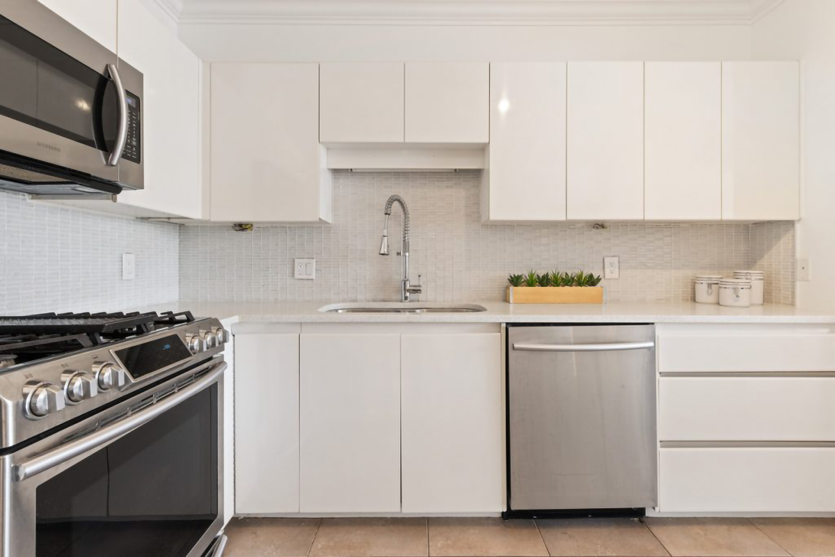 101 - 1871 Marine Drive, West Vancouver 8