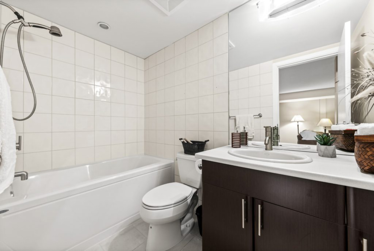 #6 - 3750 Edgemont Boulevard 10