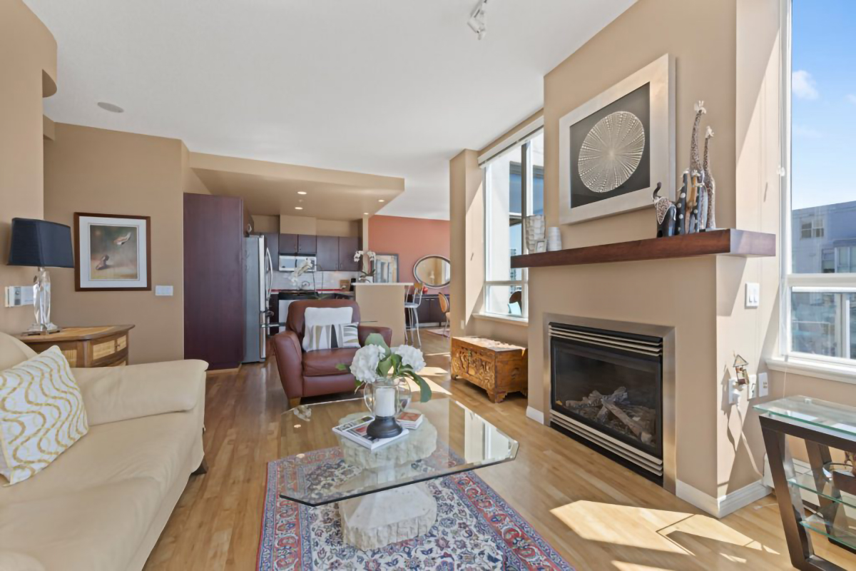 #1401 - 120 W 16th St, North Vancouver 32