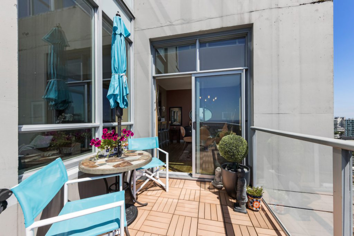 #1401 - 120 W 16th St, North Vancouver 36