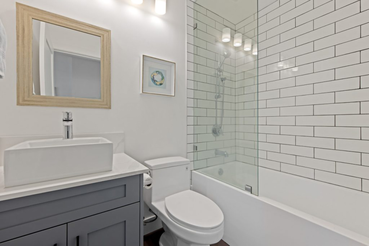 939 Clements Ave, North Vancouver 19