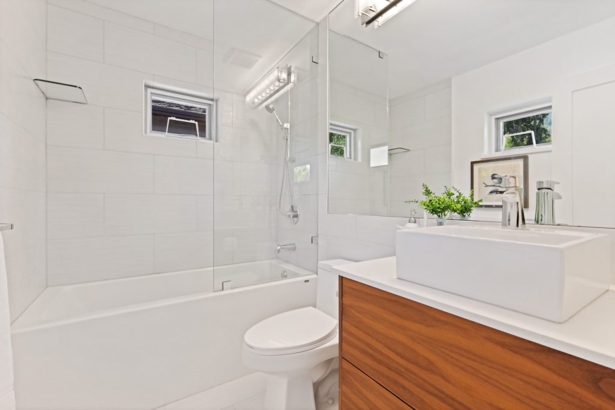 939 Clements Ave, North Vancouver 22