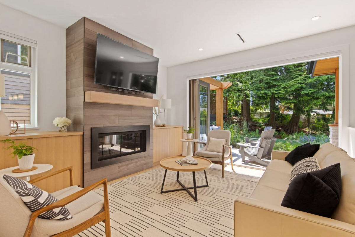 939 Clements Ave, North Vancouver 37
