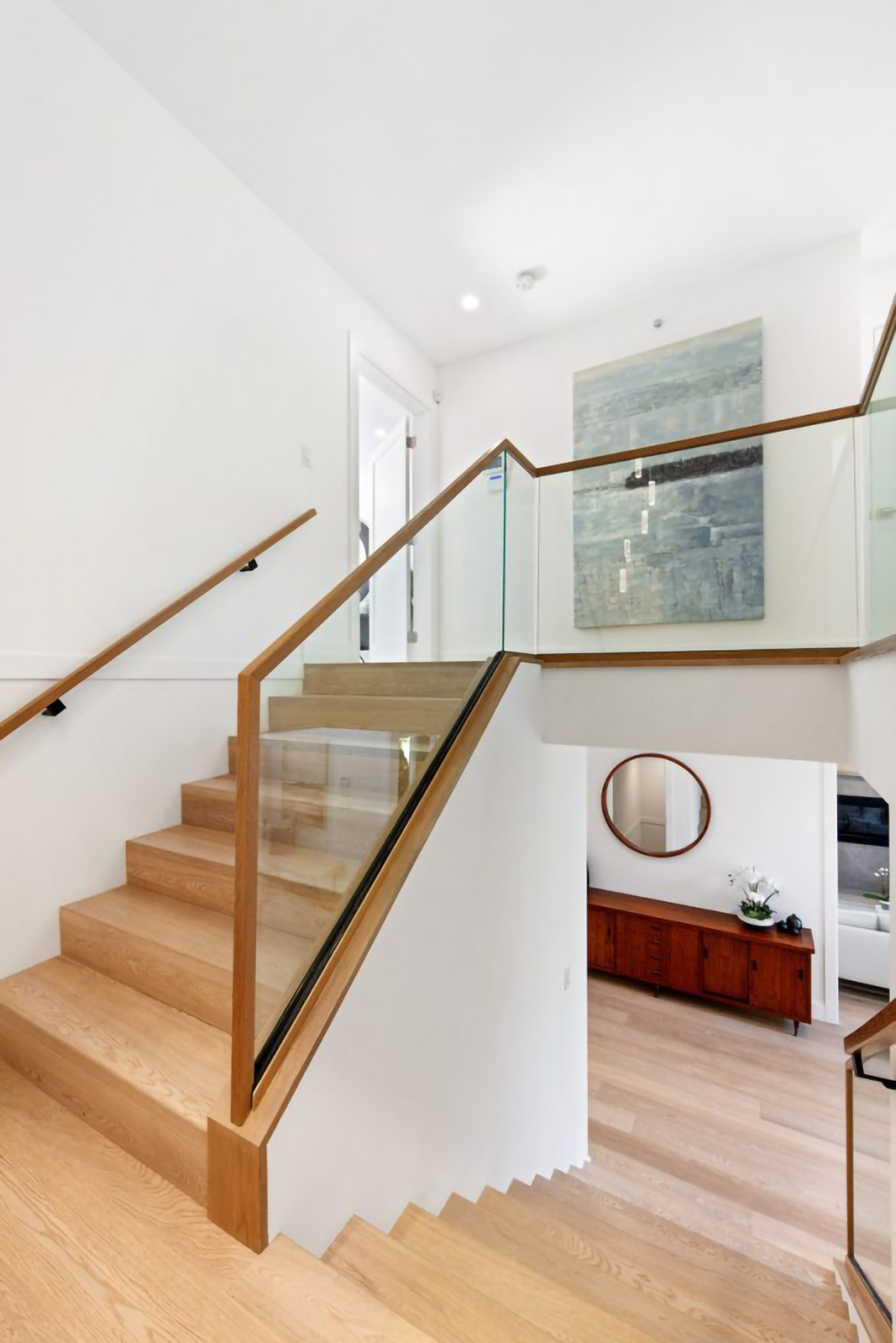 939 Clements Ave, North Vancouver 54