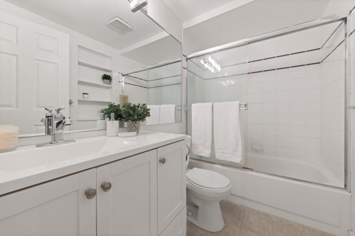 269B W 6TH STREET, NORTH VANCOUVER 18